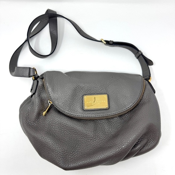 Marc by Marc Jacobs Classic Q Natasha Crossbody Bag Grey Pebbled Leather - Picture 1 of 12